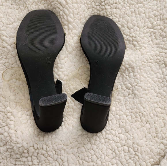Size 8, new condition, only worn once, clear strap 4in heels - Picture 3 of 5